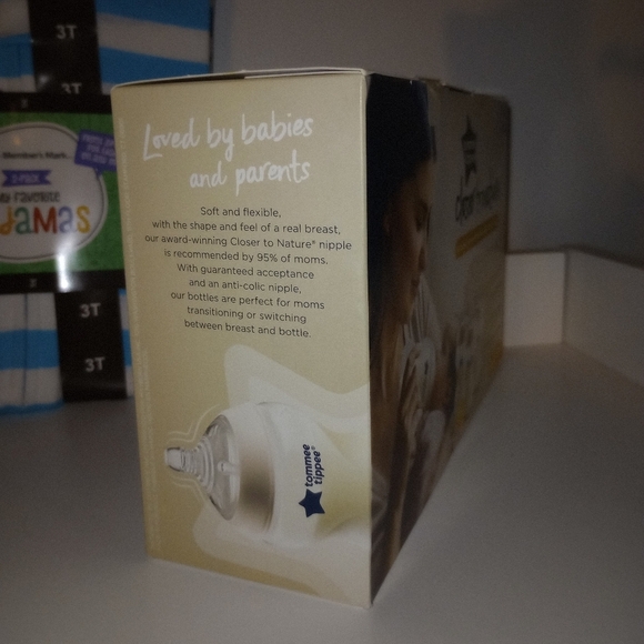 Tommee Tippee Closer to Nature Baby Bottles - Picture 2 of 2
